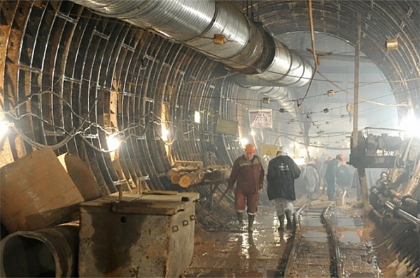 На строительстве Троицкой линии метро проведут проверку 